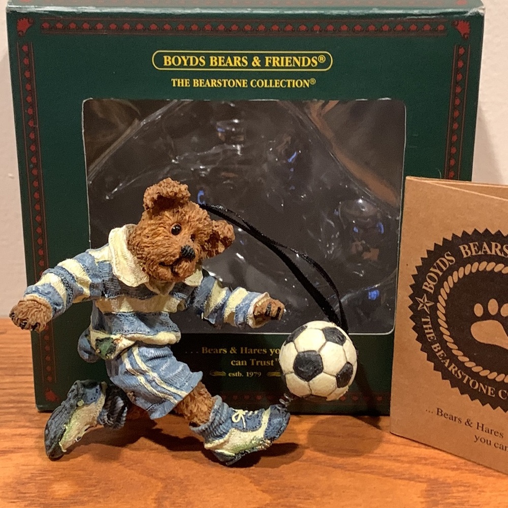 Boyd’s Bears C Striker Soccer Player Ornament